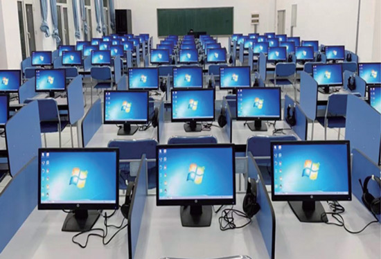 河北省技师学院计算机实训室