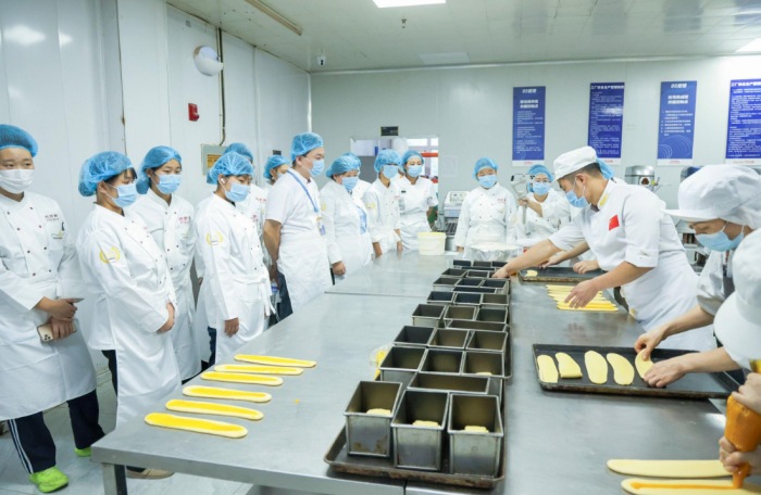 石家庄花都形象艺术学校西点专业实训课