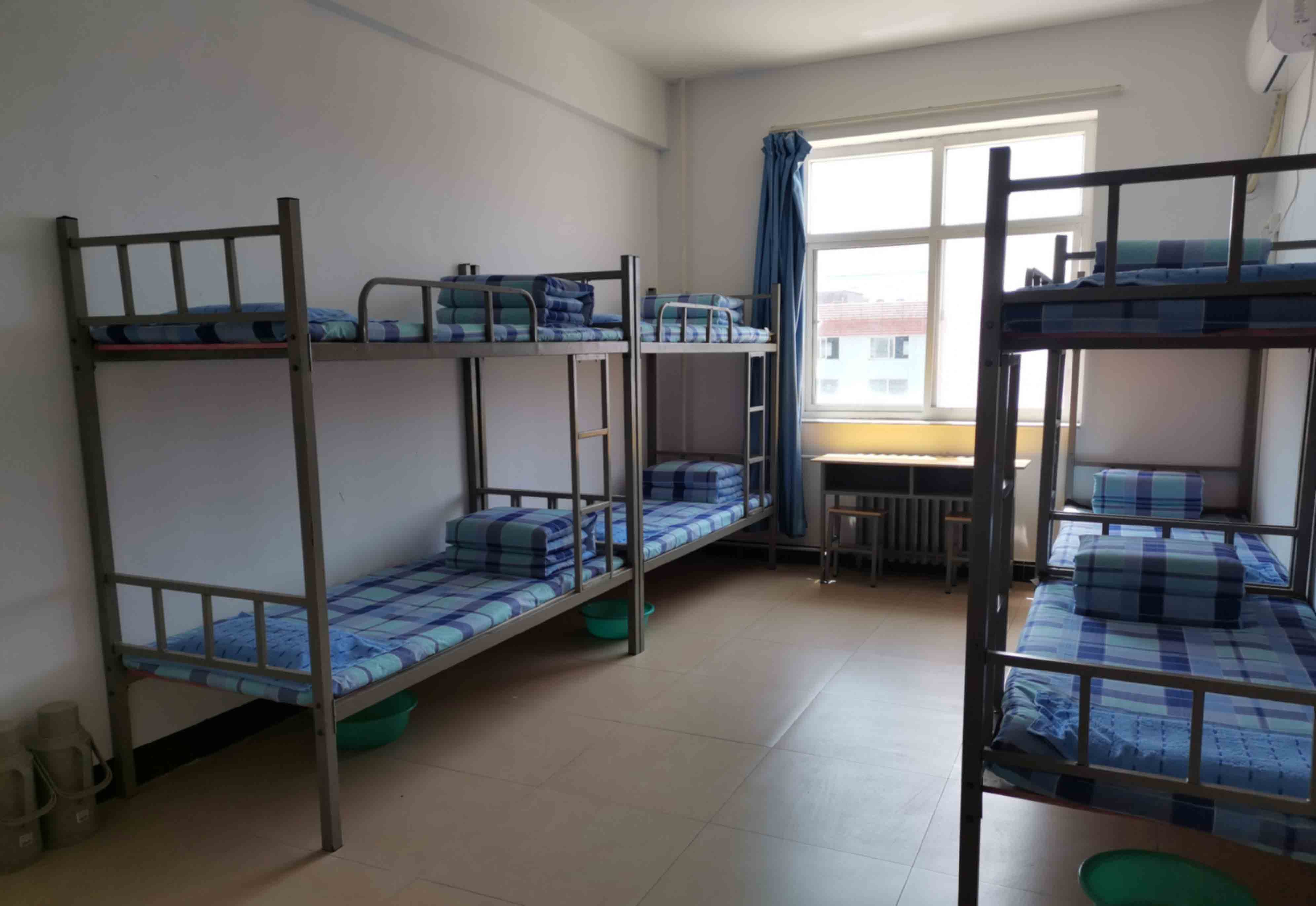 石家庄市联华职业中专学校宿舍