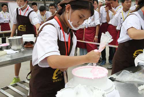 石家庄新东方烹饪学校裱花大赛