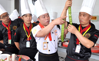 石家庄新东方烹饪学校厨师课堂