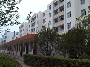 河北商贸女生宿舍楼