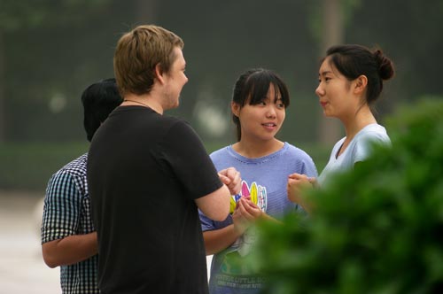 河北商贸学校外教口语训练