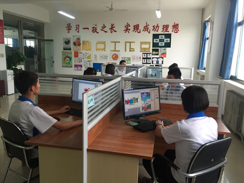 美术设计与制作专业学生实训课