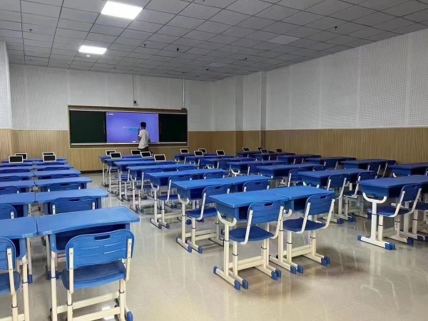 石家庄柯棣华医学院教室
