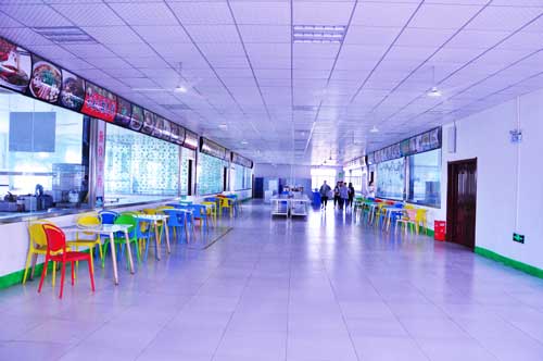 学校餐厅第三层