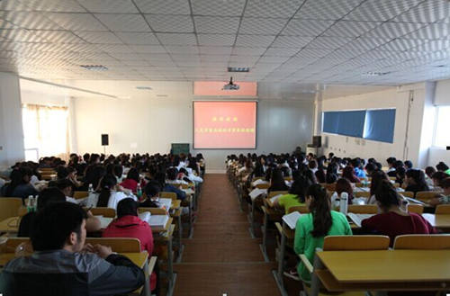 石家庄天使护士学校学术报告厅