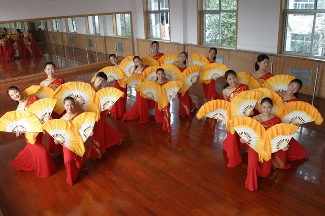 保定女子中专舞蹈队