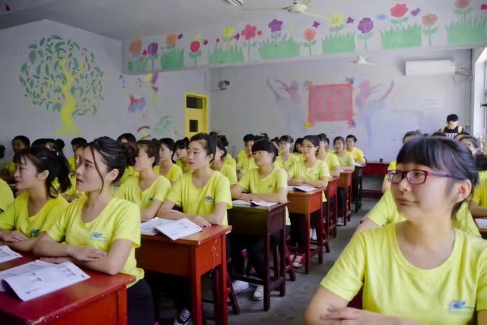 保定华中技工学校幼儿教育专业