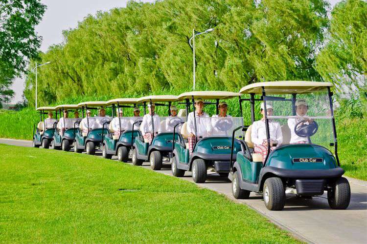 保定华中技工学校休闲体育服务专业（高尔夫方向）专业