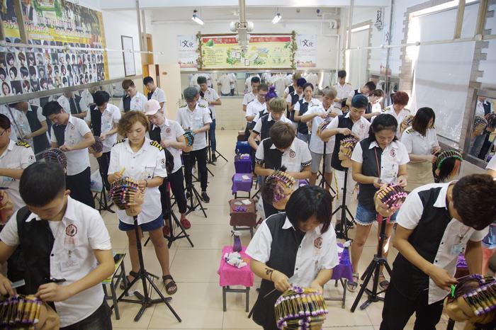 保定东方技工学校烫染课程