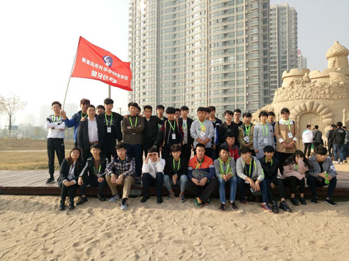 秦皇岛升华中专学校学生户外活动