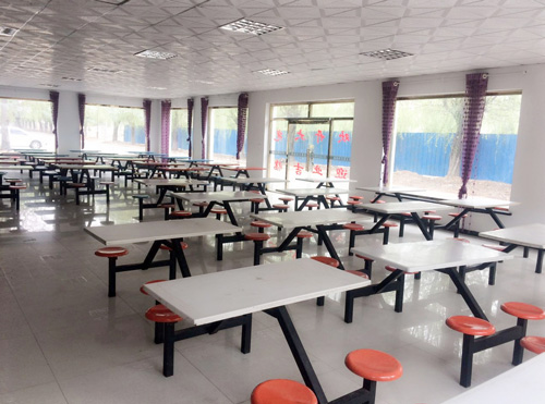 秦皇岛市渤海船舶技工学校食堂