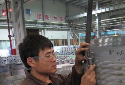 核工业四0四工业学校学生在哈动力通用电器实习