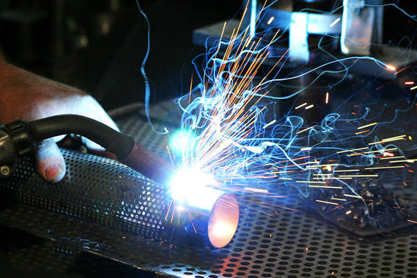 保定平安技工学校焊接技术培训