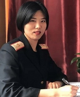 东华铁路学校商贸与艺术系年级组 长兼班主任:郝田