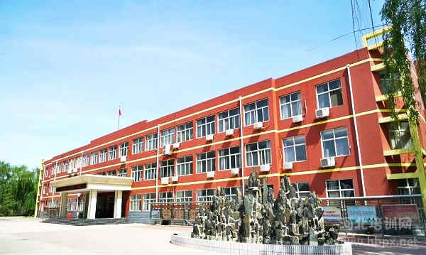 定州市卫生中等专业学校教学楼