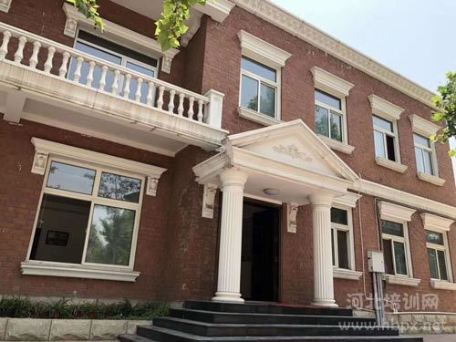 石家庄世海传媒中专学校宿舍楼