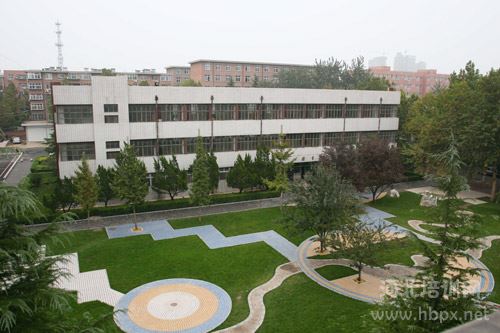 河北城乡建设学校图书馆