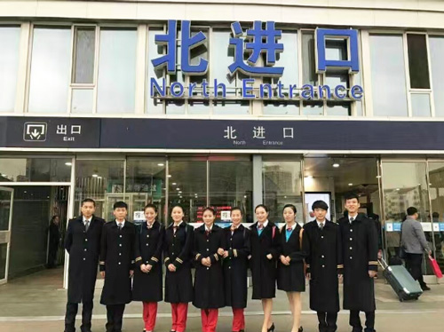 石家庄旅游学校航空服务专业学生实训