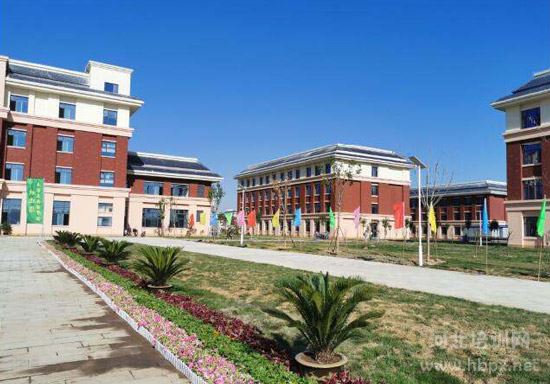 石家庄旅游学校一角