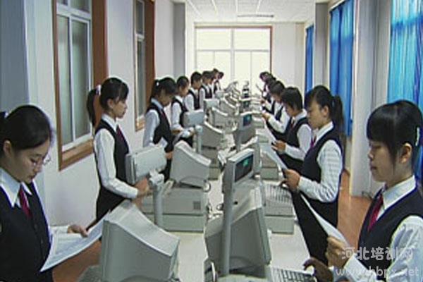 财会学校实训室