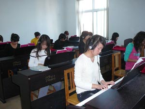 钢琴教室