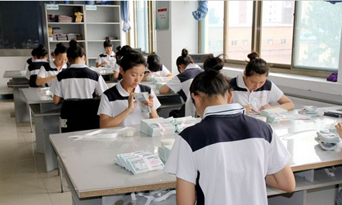 河北经济管理学校会计专业