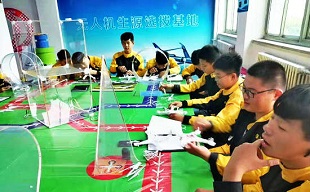 保定华中高级技工学校无人机应用技术专业