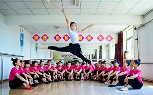 保定华中高级技工学校幼儿教育专业