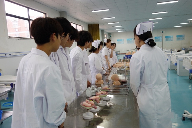 河北同仁医学中等专业学校中医护理3+2大专班专业
