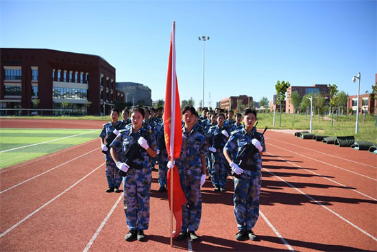 石家庄旅游学校2020级新生军训汇报演出