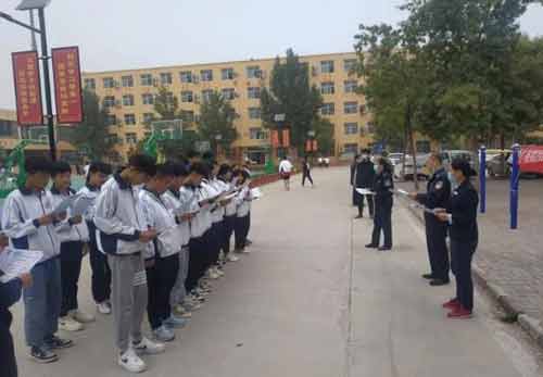 和平西路派出所到石家庄天使护士学校开展 “反电信诈骗”宣传