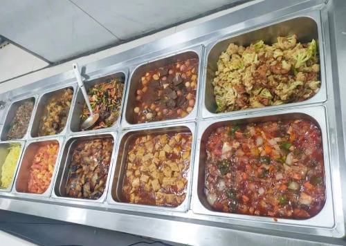 石家庄华美铁路学校食堂饭菜