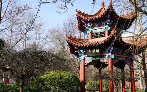 石家庄工程技术学校