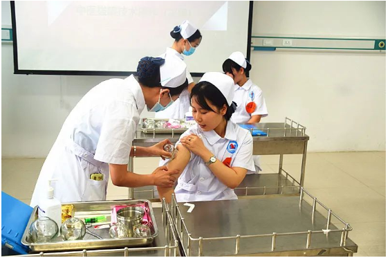 石家庄工商职业学院五年制