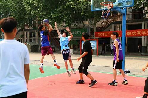东华铁路学校篮球少年