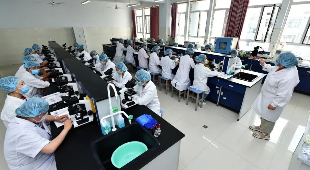 石家庄医学高等专科学校中专部医学检验技术