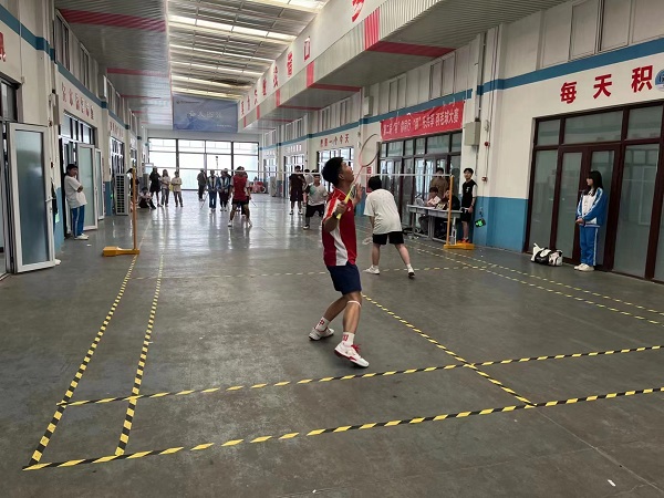 羽毛球比赛