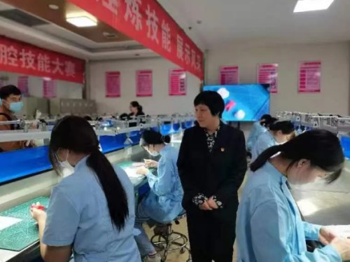 石家庄天使护士学校第二届口腔工匠杯技能大赛进行中