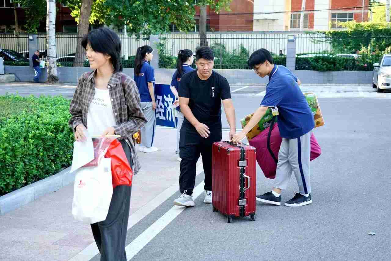 石工校开学了