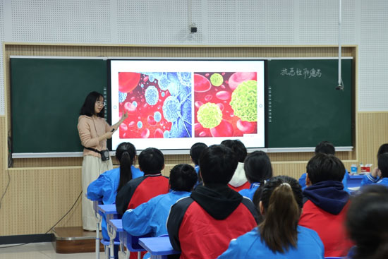 石家庄柯棣华医学院教师参加学校第二届教师优质课比赛