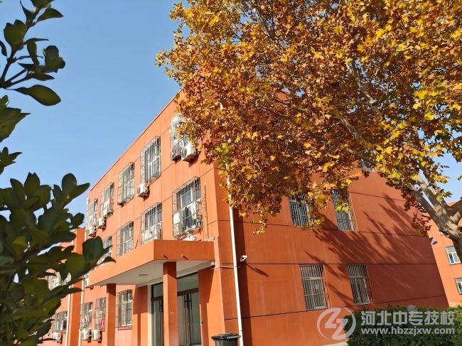 河北同仁医学中等专业学校女生宿舍楼