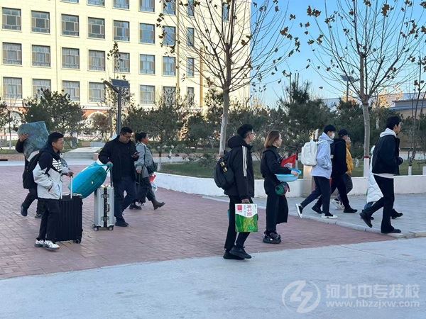 石家庄东华铁路学校2026春季班第一期新生开学