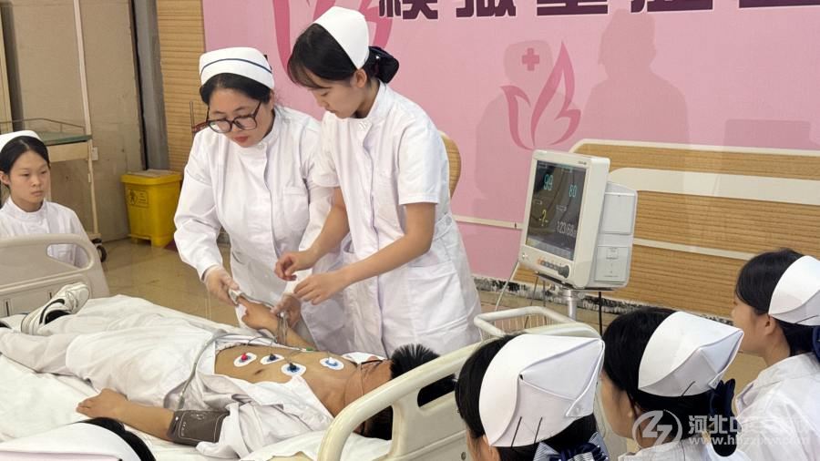 石家庄天使护士学校护理专业实训课