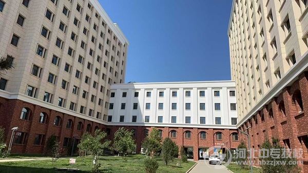 石家庄东华铁路学校男生宿舍楼