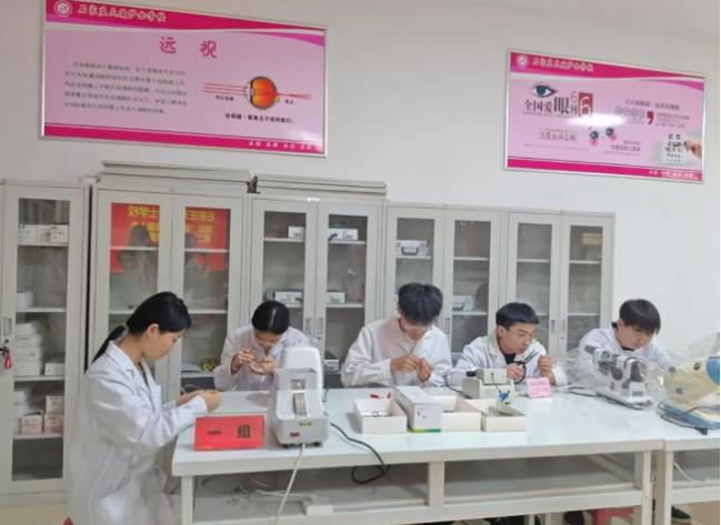 石家庄天使护士学校眼视光技能比赛实践考核