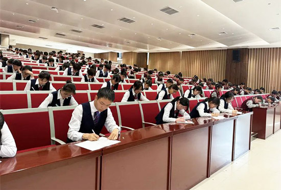 石家庄旅游学校2025年酒店服务专业班级及校园技能大赛成功举行