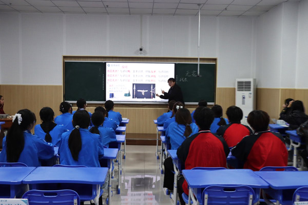 石家庄柯棣华医学院举办第三届优质课比赛