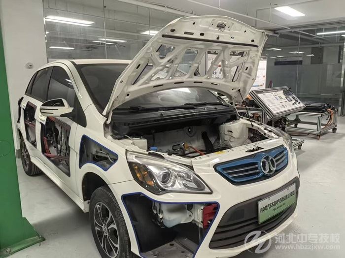 东华铁路学校新能源汽车制造与检测专业实训实体车